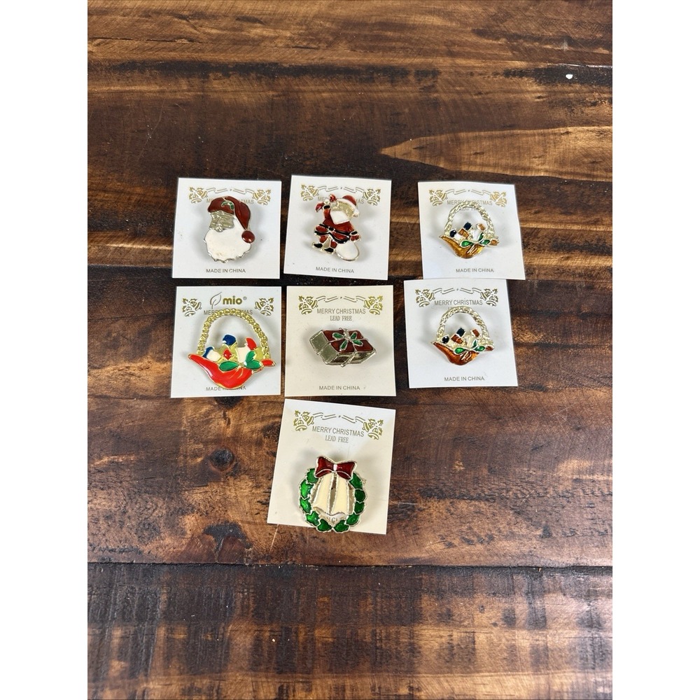 New LOT of 7 Christmas pins Brooches‎ - Santa WREATH Basket Present